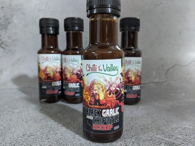 chilli of the valley black garlic & chipotle ketchup 100ml